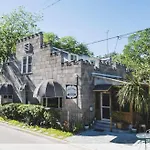 Castle Garden Bed & Breakfast