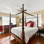 Villa Sanchez #1