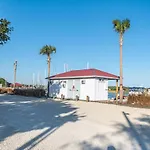 Romantic Escape In Downtown St Augustine