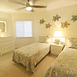 Ocean Village Club O36