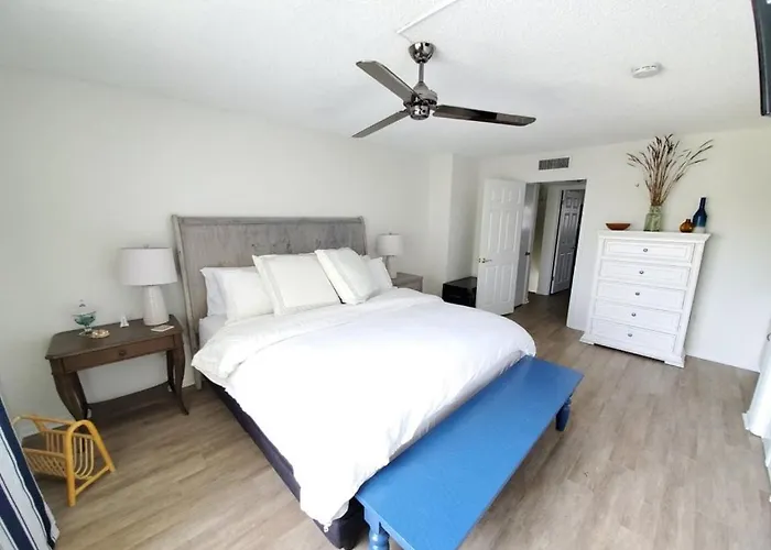Spanish Trace 240 Condo