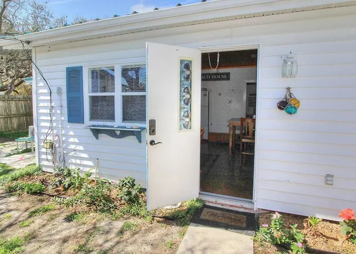 Crescent Beach Bungalow