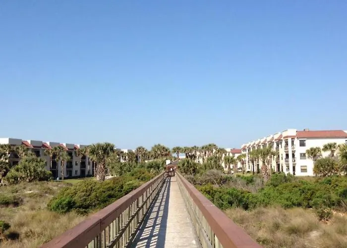 Ocean Village Club N15