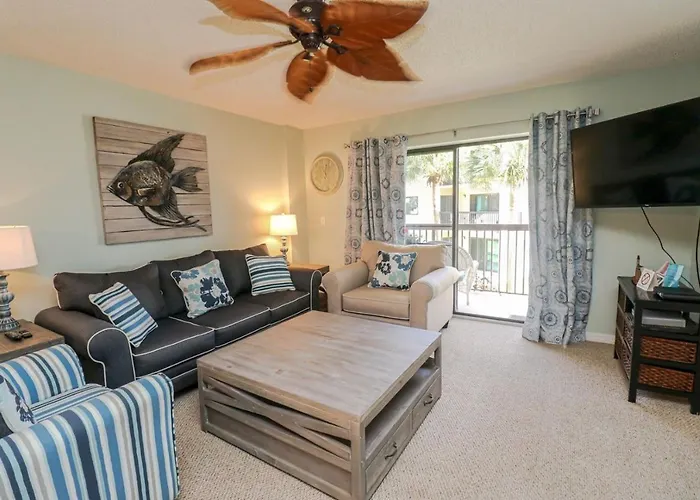 Ocean Village Club R22