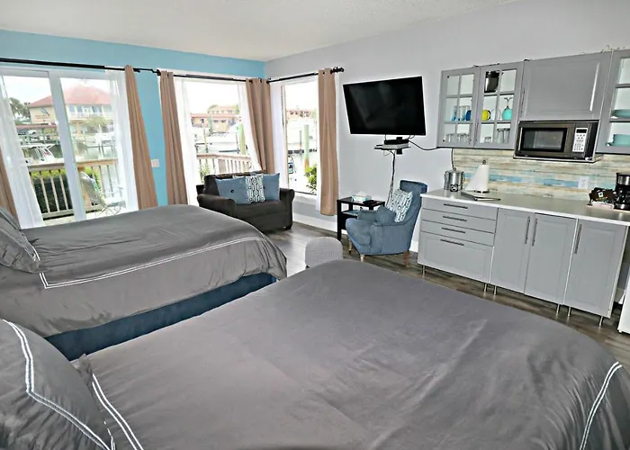 Inn At Camachee Harbor View 18