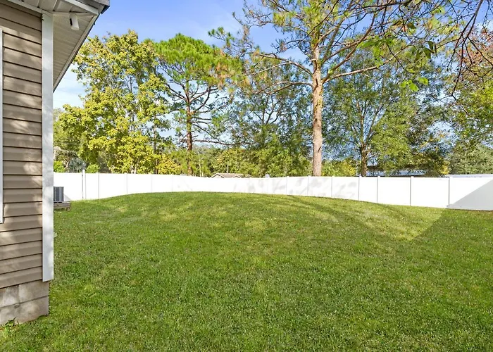 3Br 2Bth Beach House Retreat/10 Min To Downtown & Beach