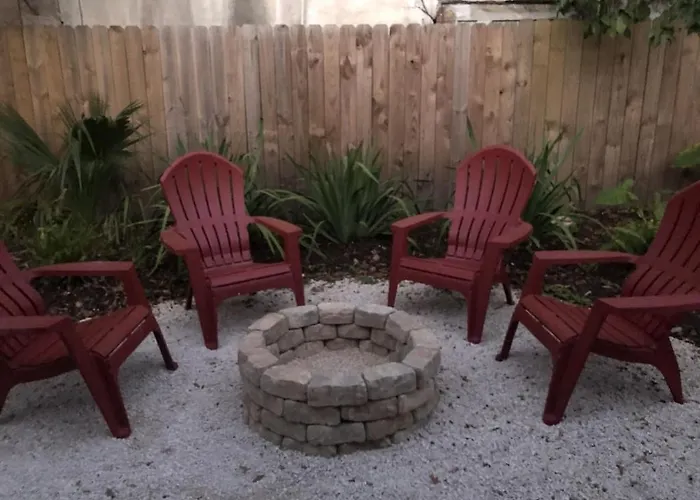 Chic Retreat In Downtown St Augustine