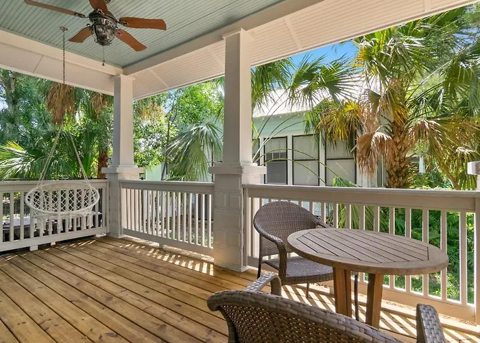 Oneida Charmed - Historic Cottage W Modern Flair