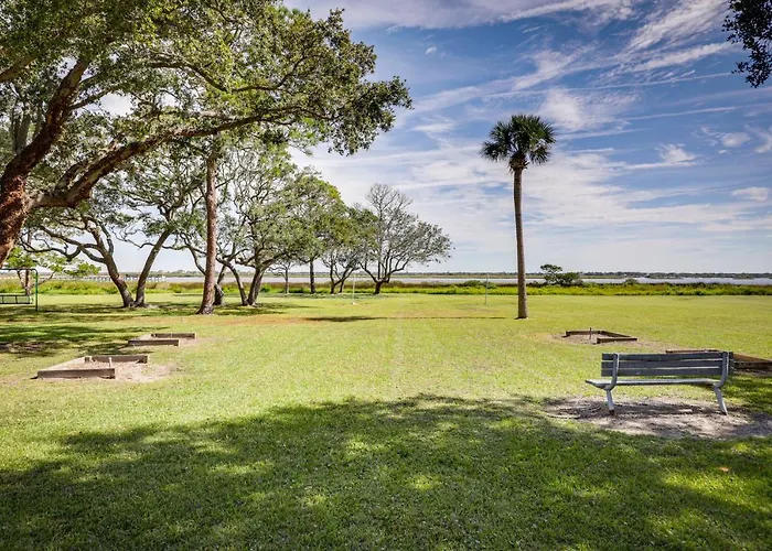 St Augustine Home With Fire Pit And Amenity Access!
