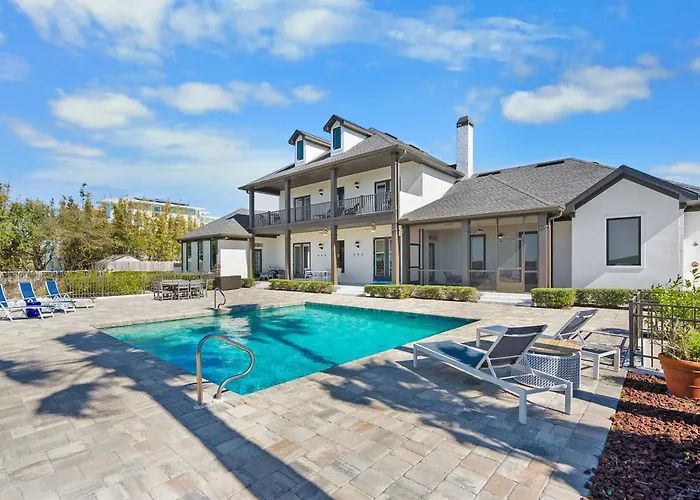 Waterfront Vacation Home With Heated Pool Dock And Beach Nearby