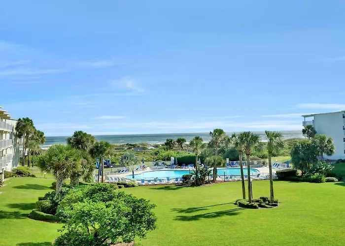 Stunning Ocean Views, Huge Patio, Heated Pool And Amenities!