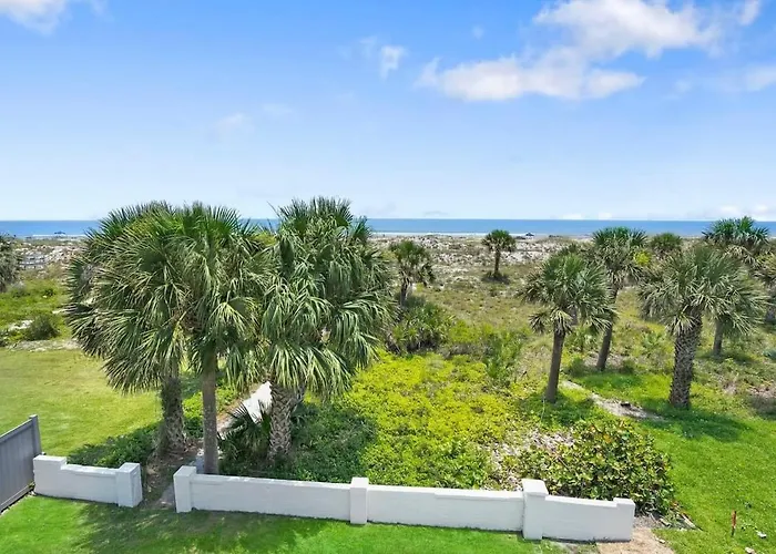 Oceanfront In The Heart Of St Aug Bch Dogs Ok