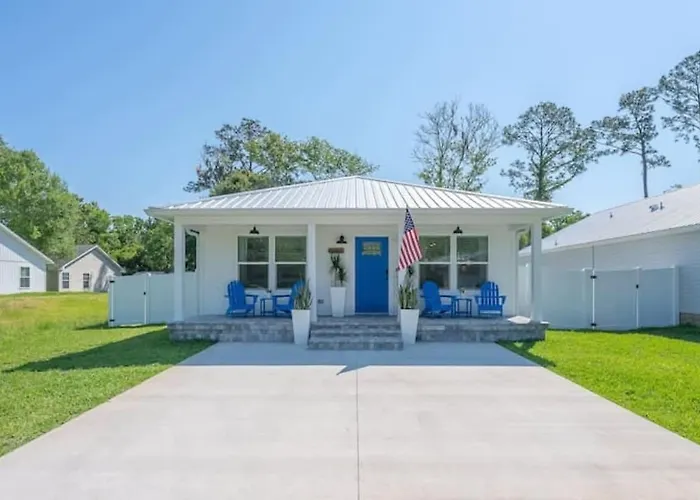 Luxury Bungalow In Sta Pet Friendly