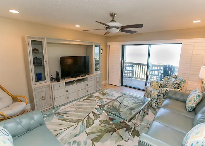Oceanfront Bliss Modern Beach Access & Parking