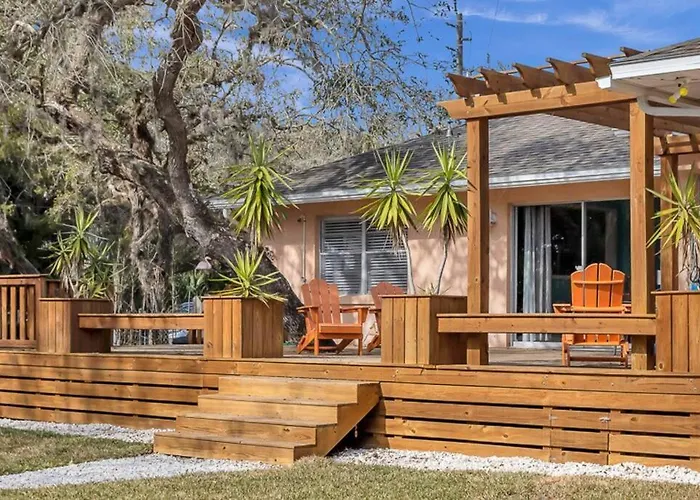 Surfside Beach House Walk2Beach Pet Friendly Family