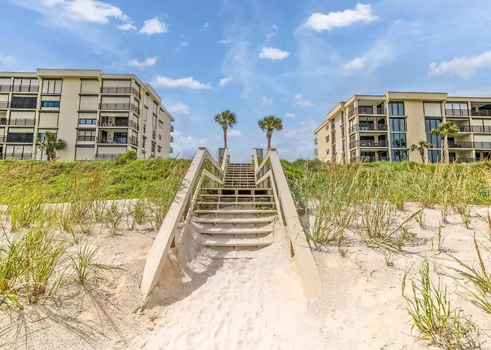 New Listing Most Amazing Beach Views Pool