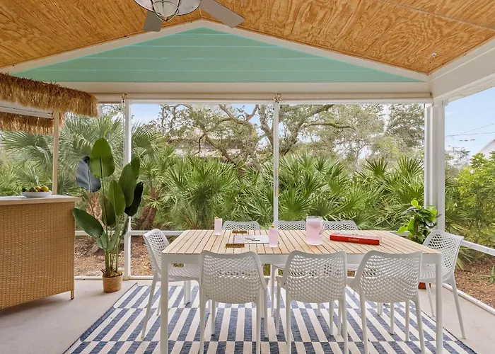 Haven Hidden Grove Buyout 2 Homes - Walk To Beach Hot Tub Game Room Deck