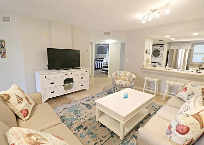 Ocean Village Club R25
