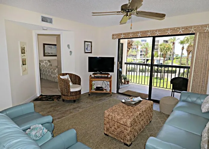 Ocean Village Club H21