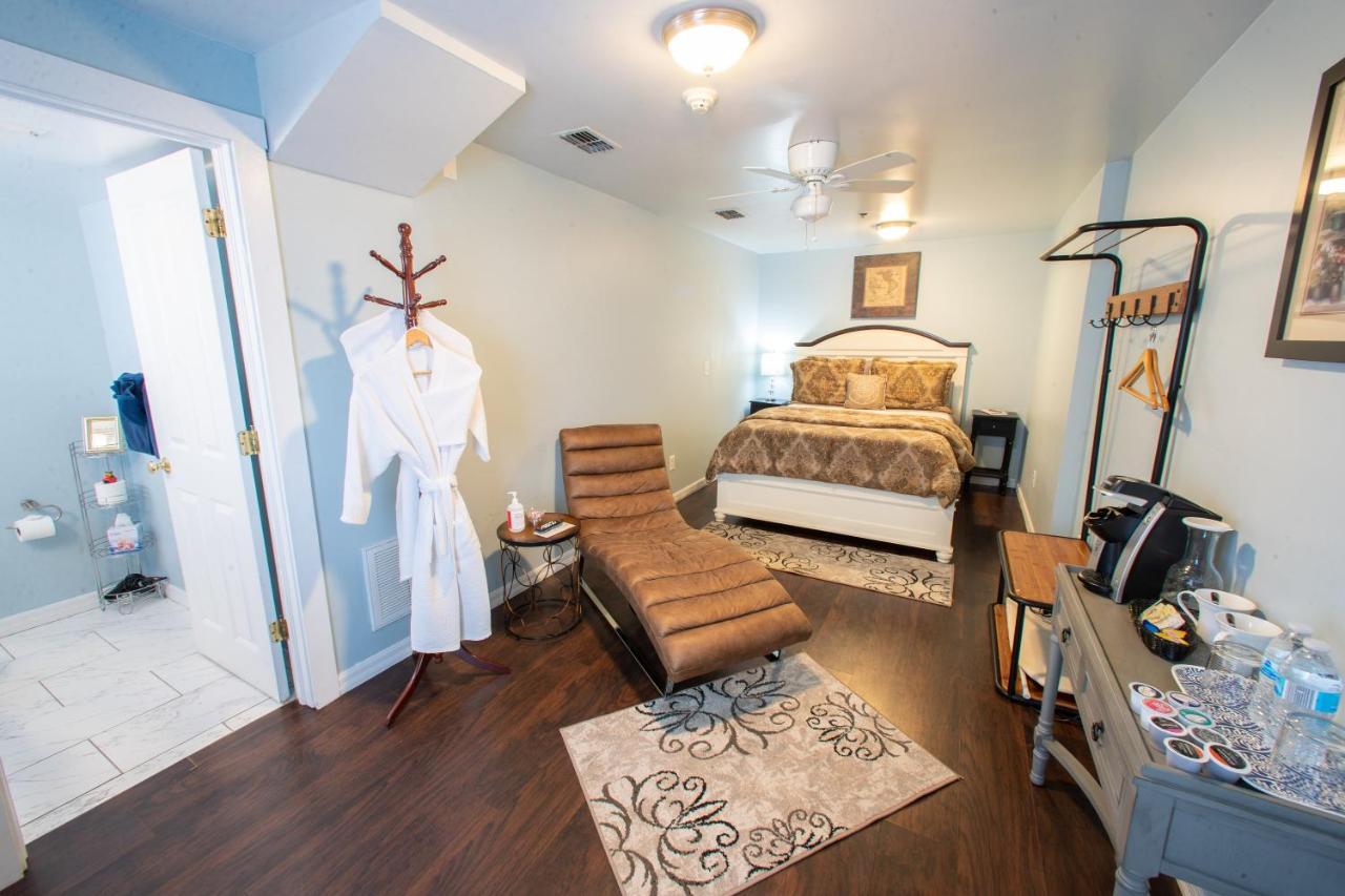 Carriage Way Centennial House - Adult Only- 3*