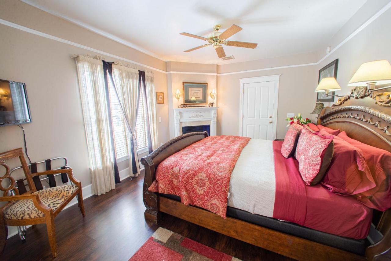 Carriage Way Centennial House - Adult Only- Bed & Breakfast St. Augustine