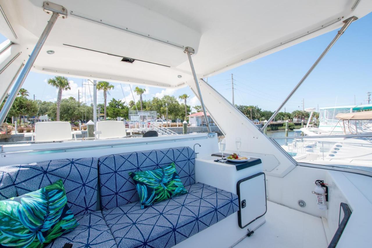 Infinity Yacht In Downtown St Augustine Botel