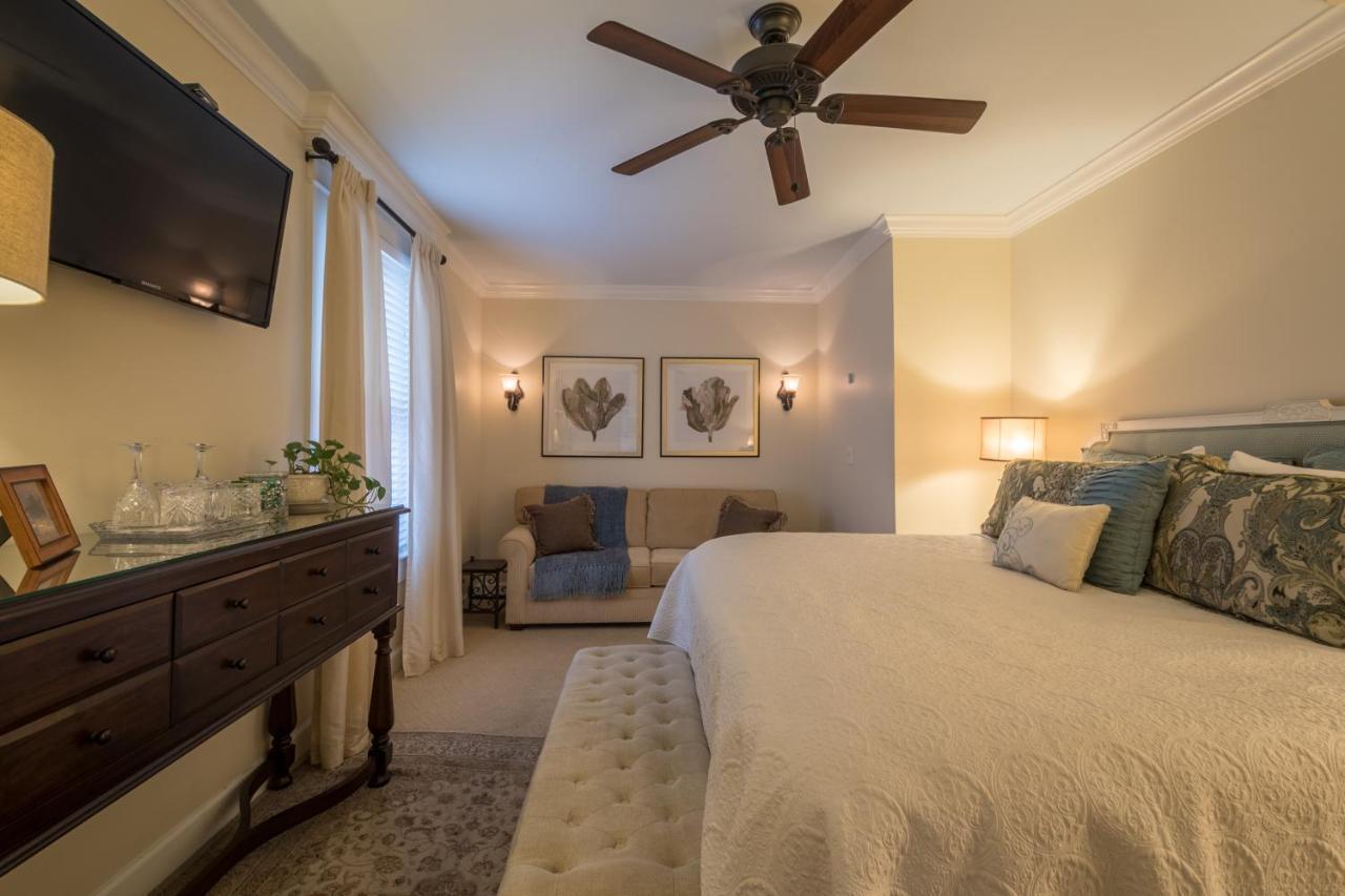 The Kenwood Oldest Bed And Breakfast, St Augustine Historic District Bed & Breakfast