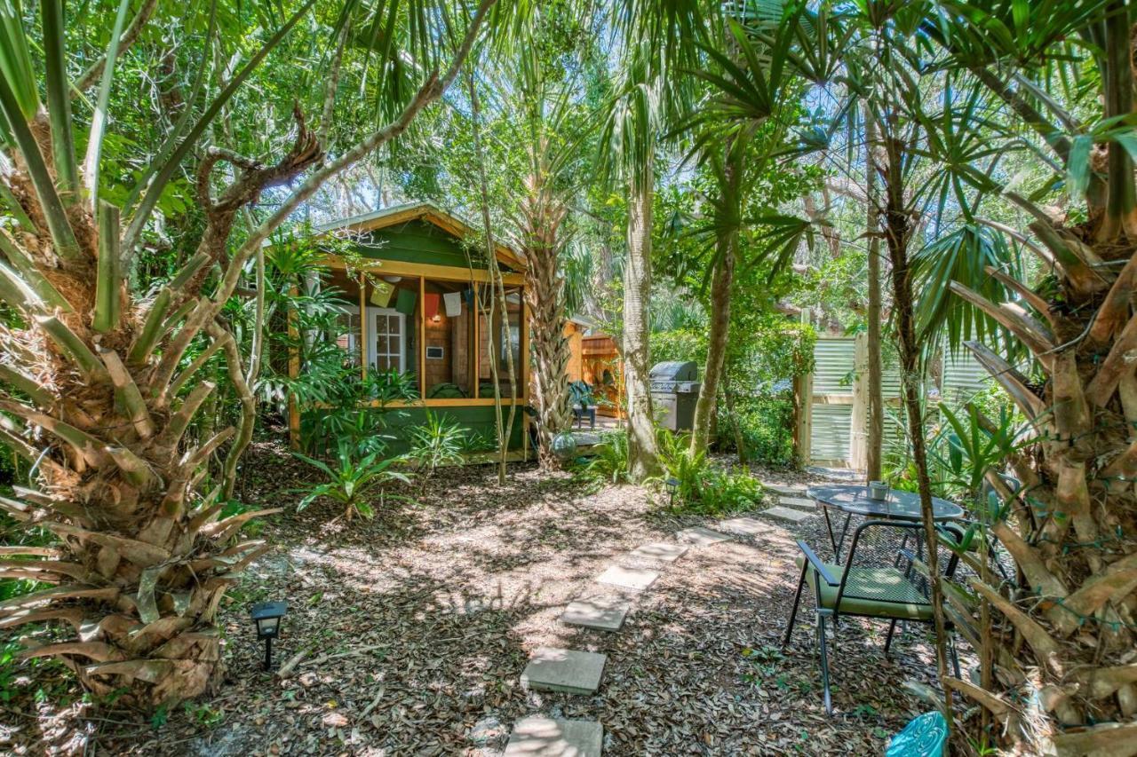 Tin Shed Revival Cabin Casa de férias