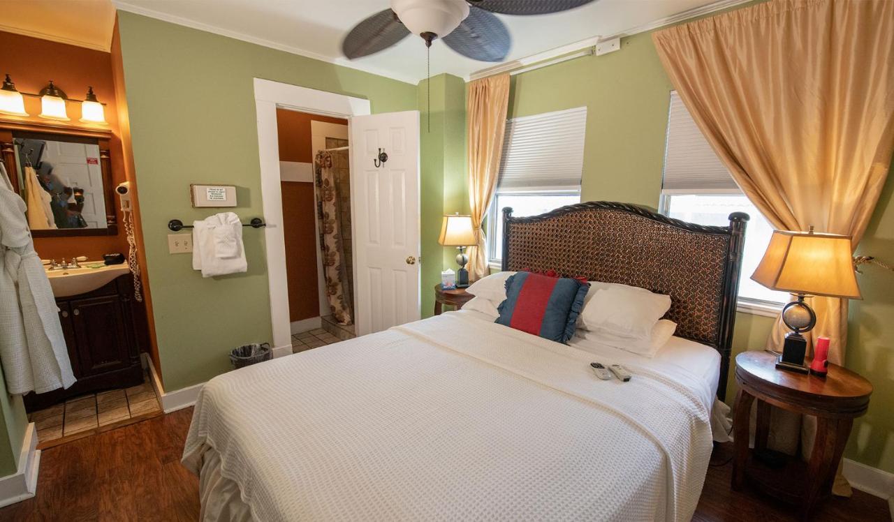 Casablanca On The Bay Hotel 4*