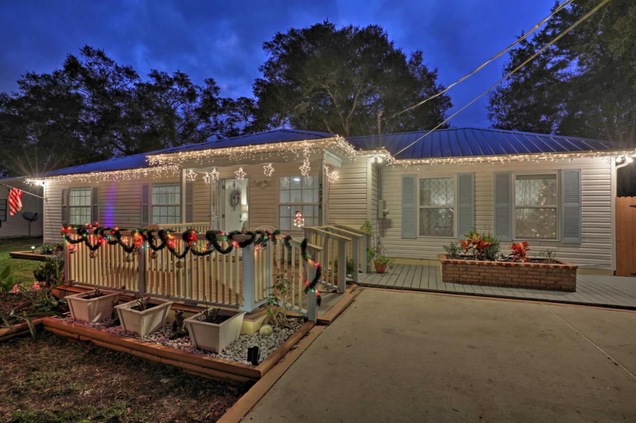 St Augustine With Hot Tub, 6 Mi To Beaches Holiday home *