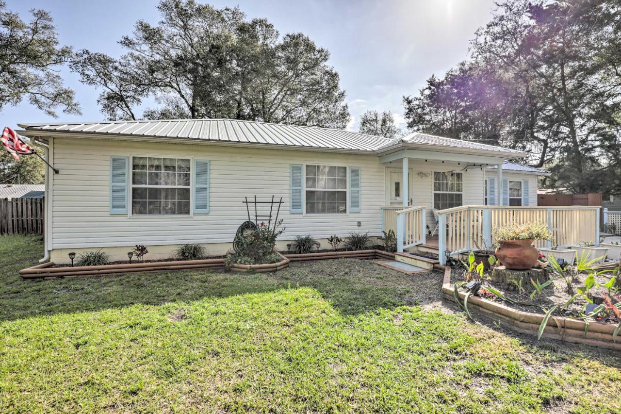 St Augustine With Hot Tub, 6 Mi To Beaches Holiday home