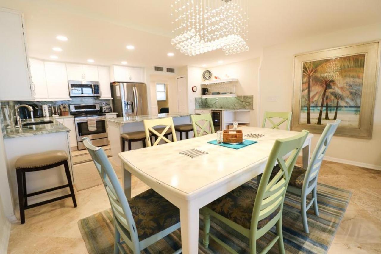 Dollar 2-107 Holiday home