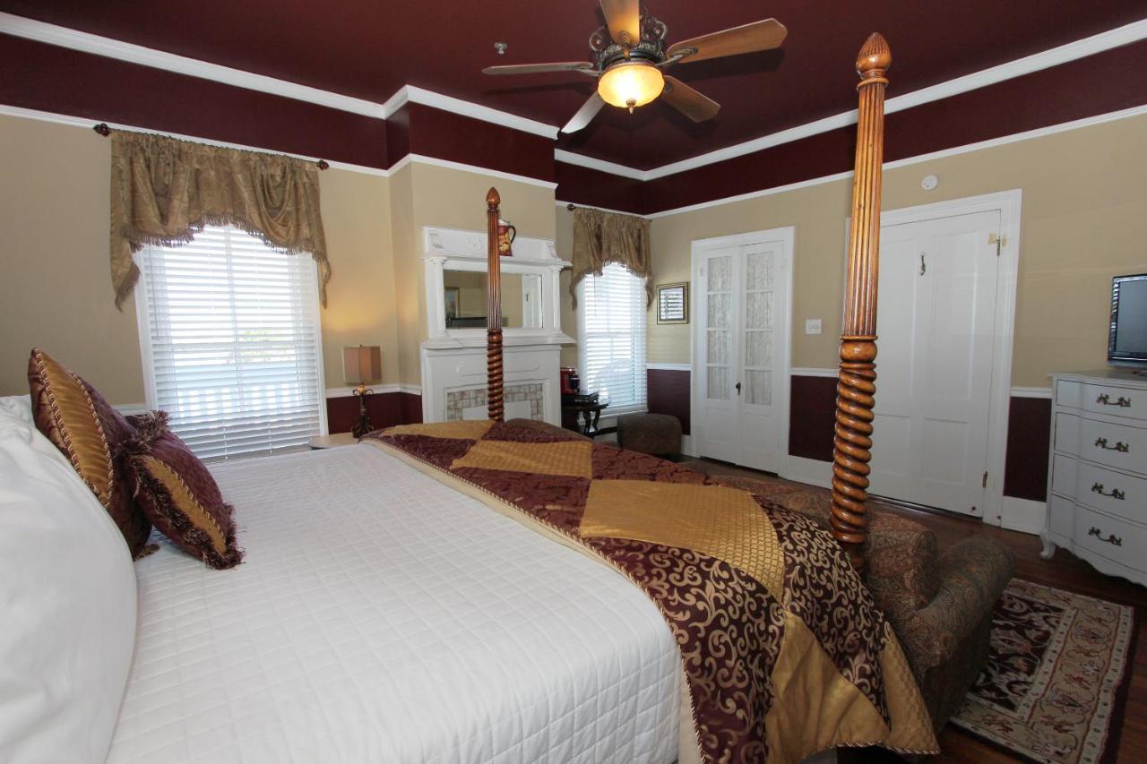 Bed & Breakfast Bayfront Westcott House 3*