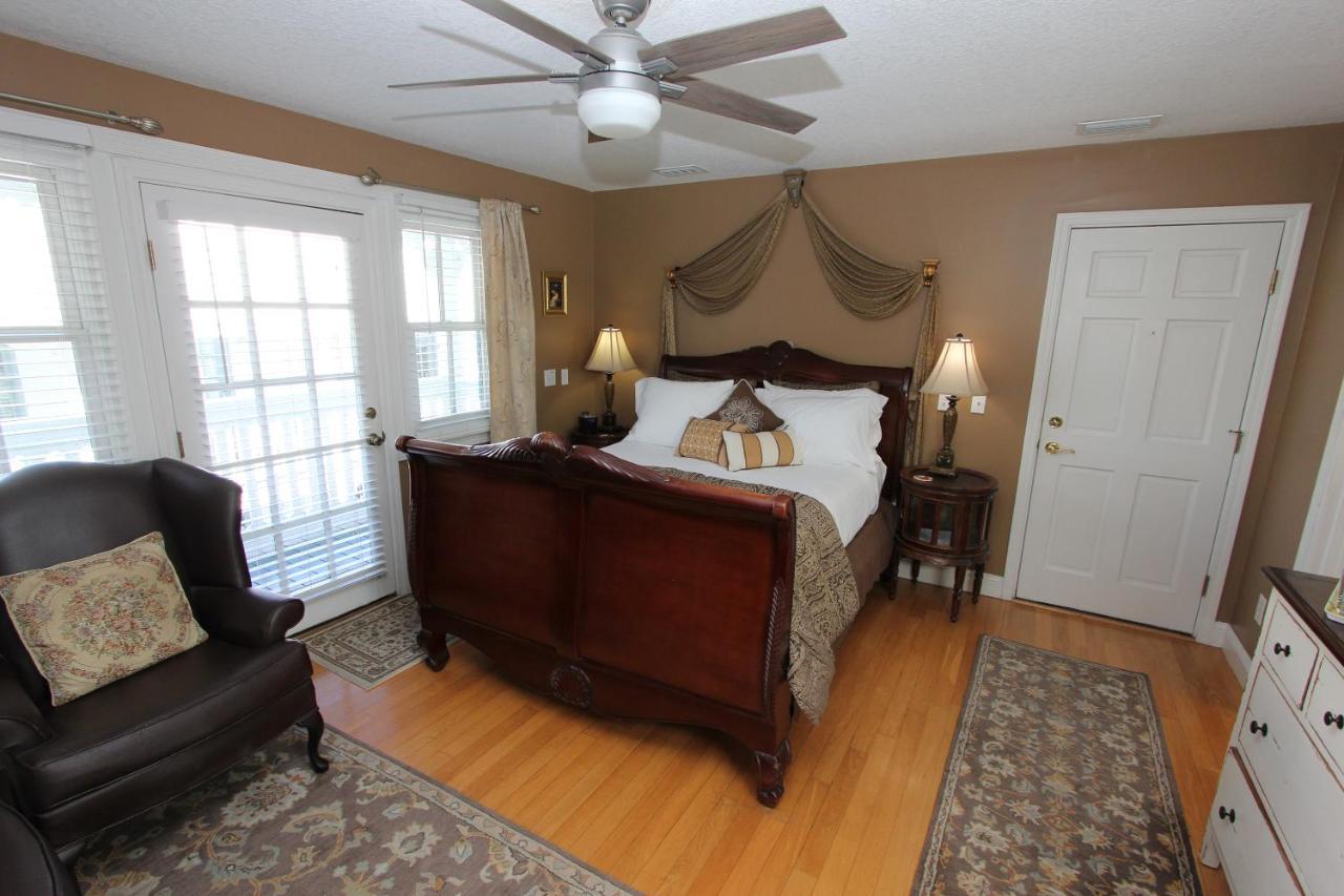 Bayfront Westcott House Bed & Breakfast 3*