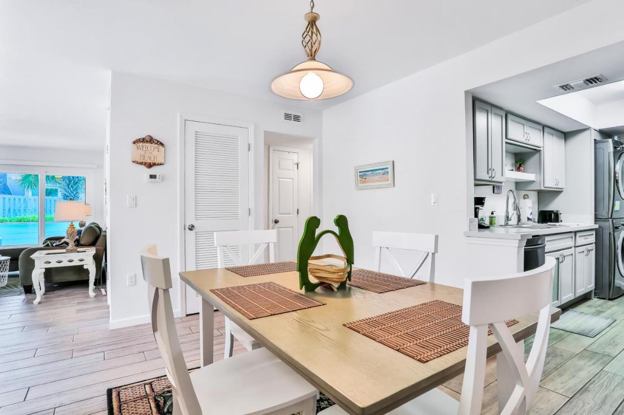 St Augustine Beach Hideaways *