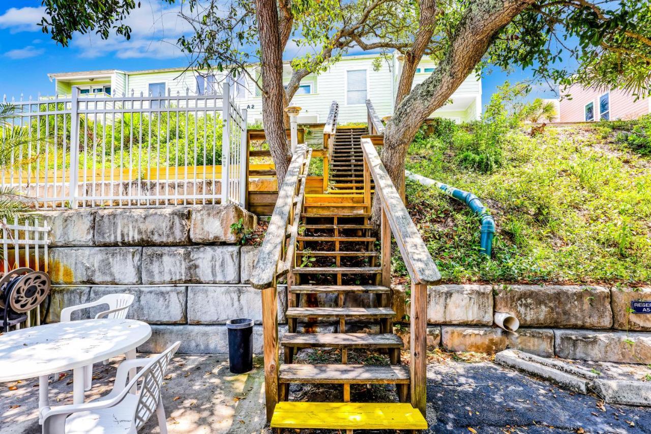 St Augustine Beach Hideaways