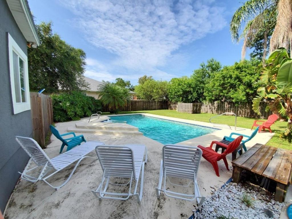 Holiday home Floridays Near To
