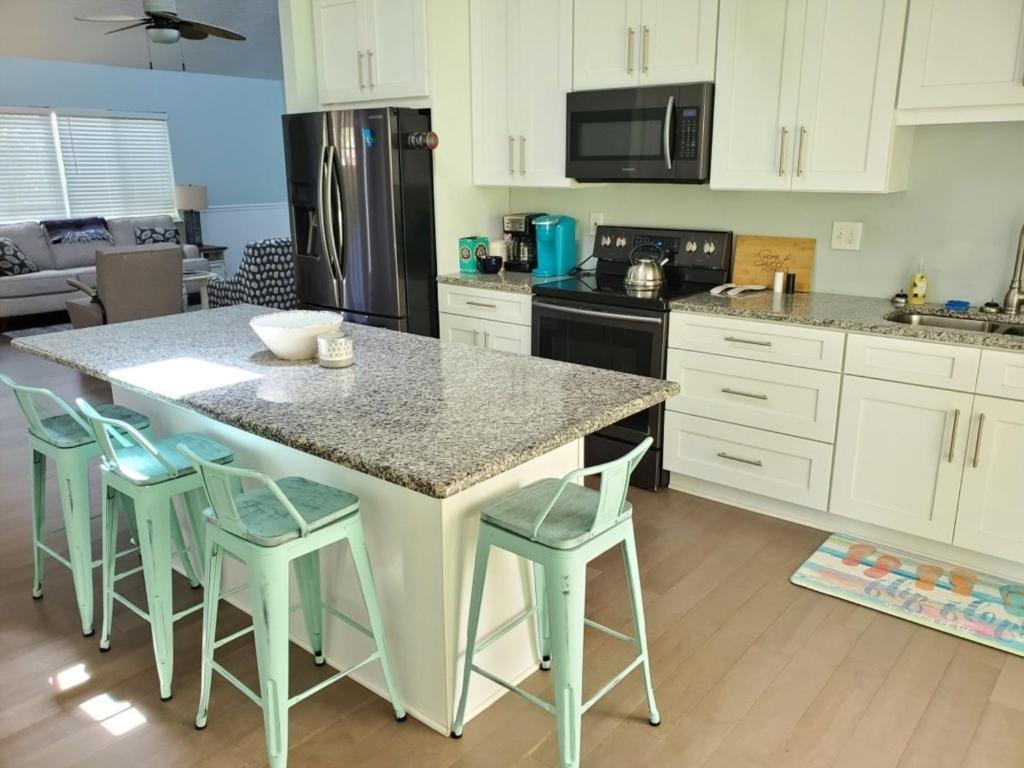 Holiday home Floridays Near To
