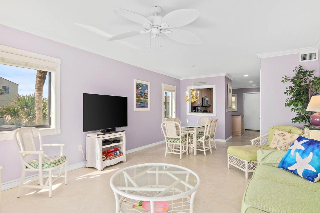 Summerhouse Beach And Racquet Club By Teeming Vacation Rentals *