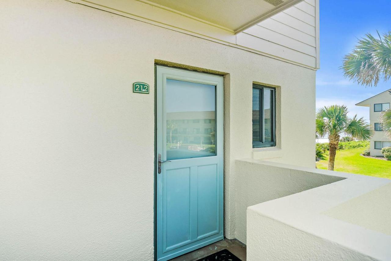Summerhouse Beach And Racquet Club By Teeming Vacation Rentals *