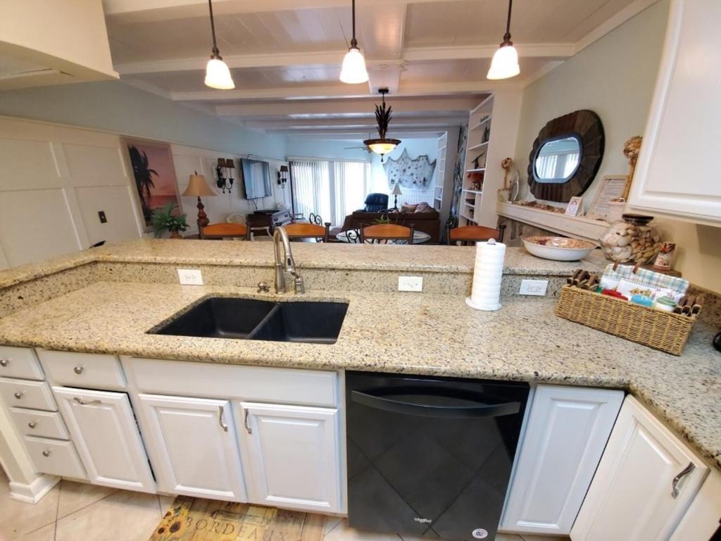 Island House B107