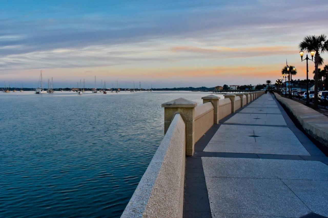 Beachcomber Penthouse Holiday home St. Augustine