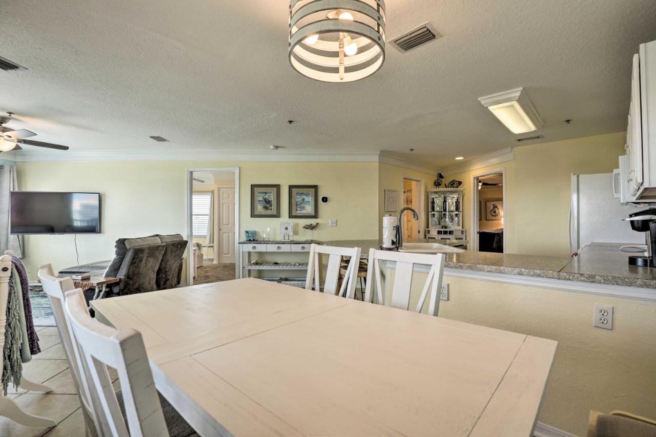 St Augustine With Pool Access, Walk To Beach!
