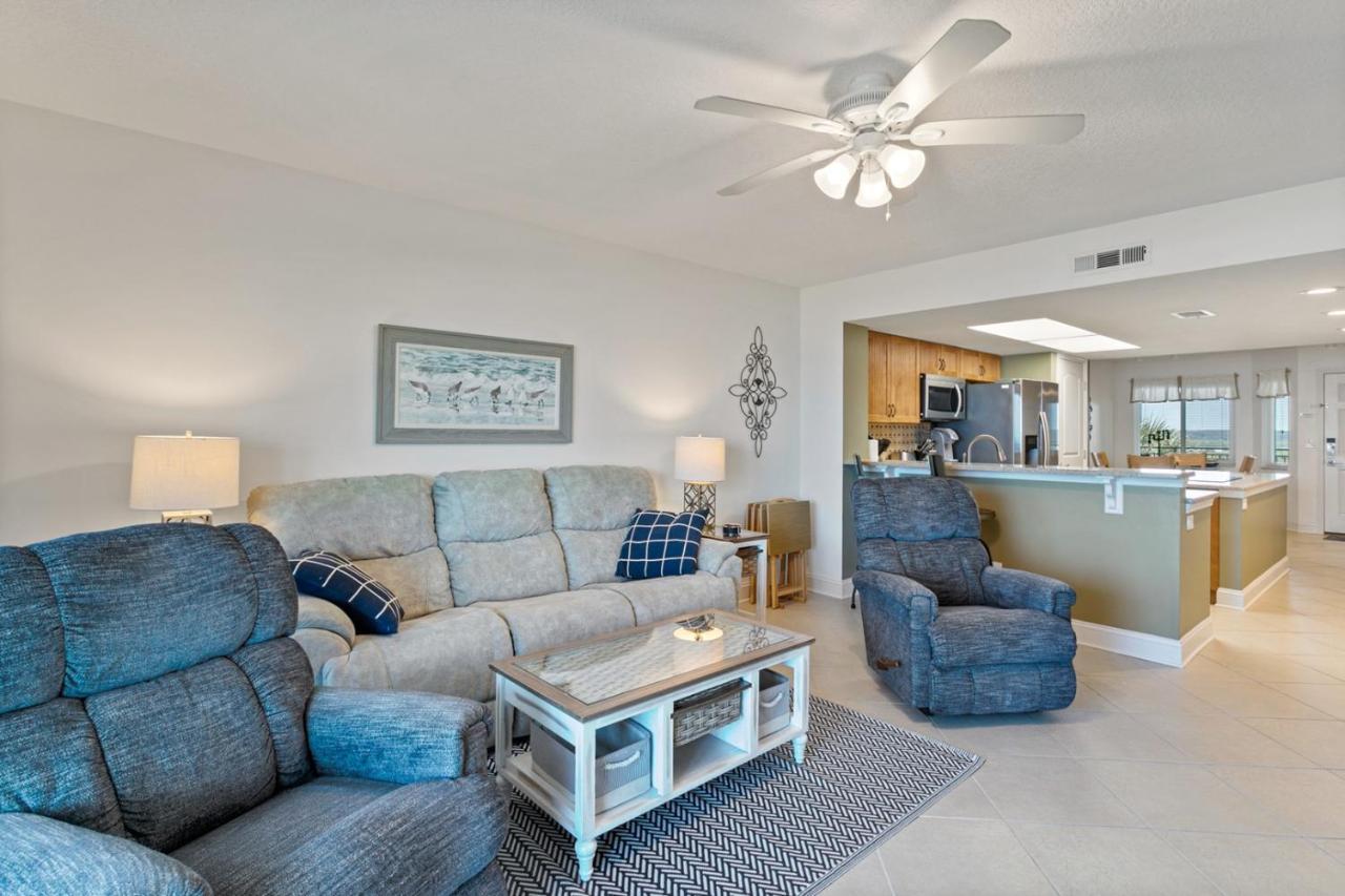 Holiday home Windjammer 209