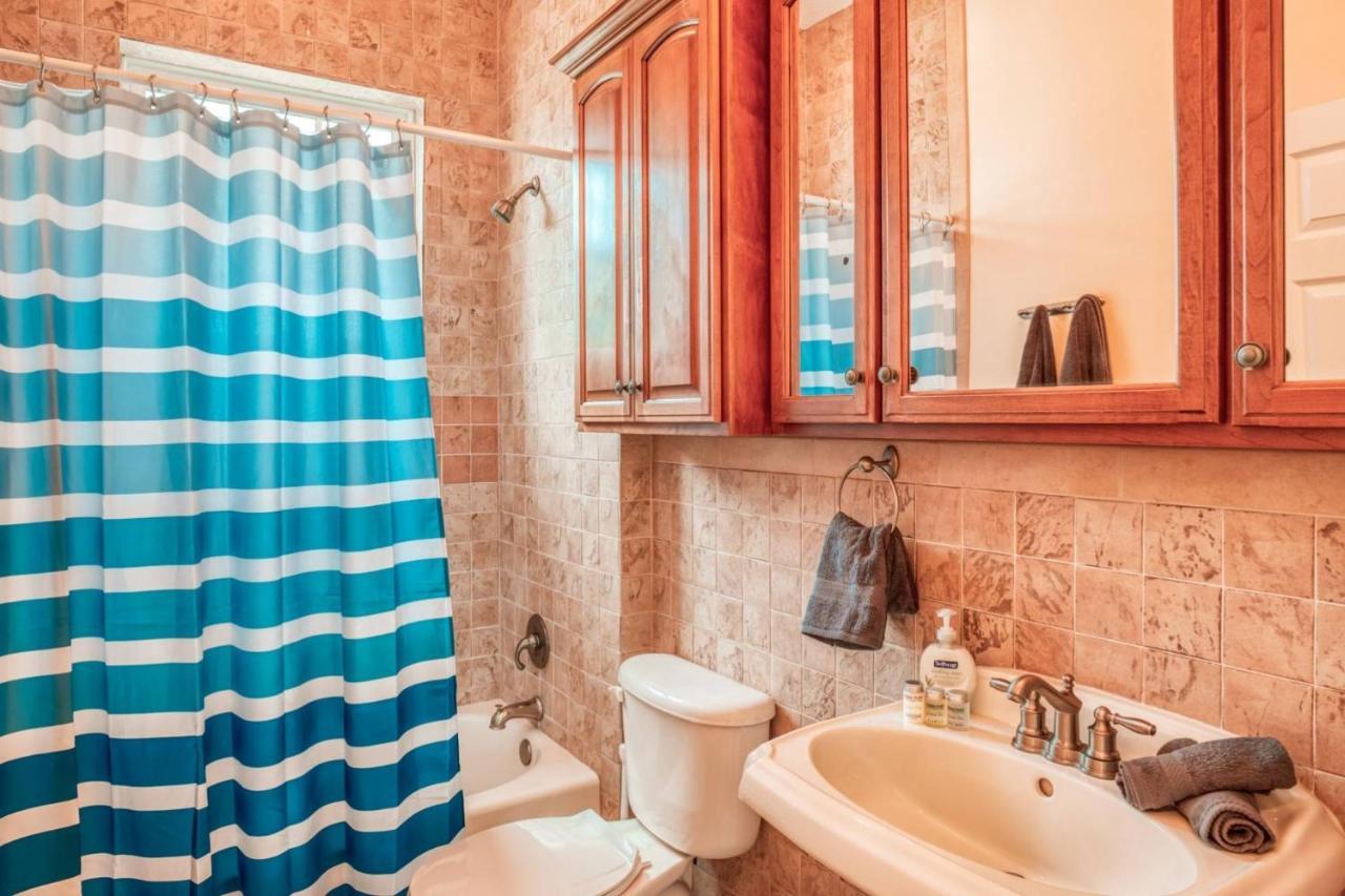 Tucker Hideaway At Seagate Holiday home *