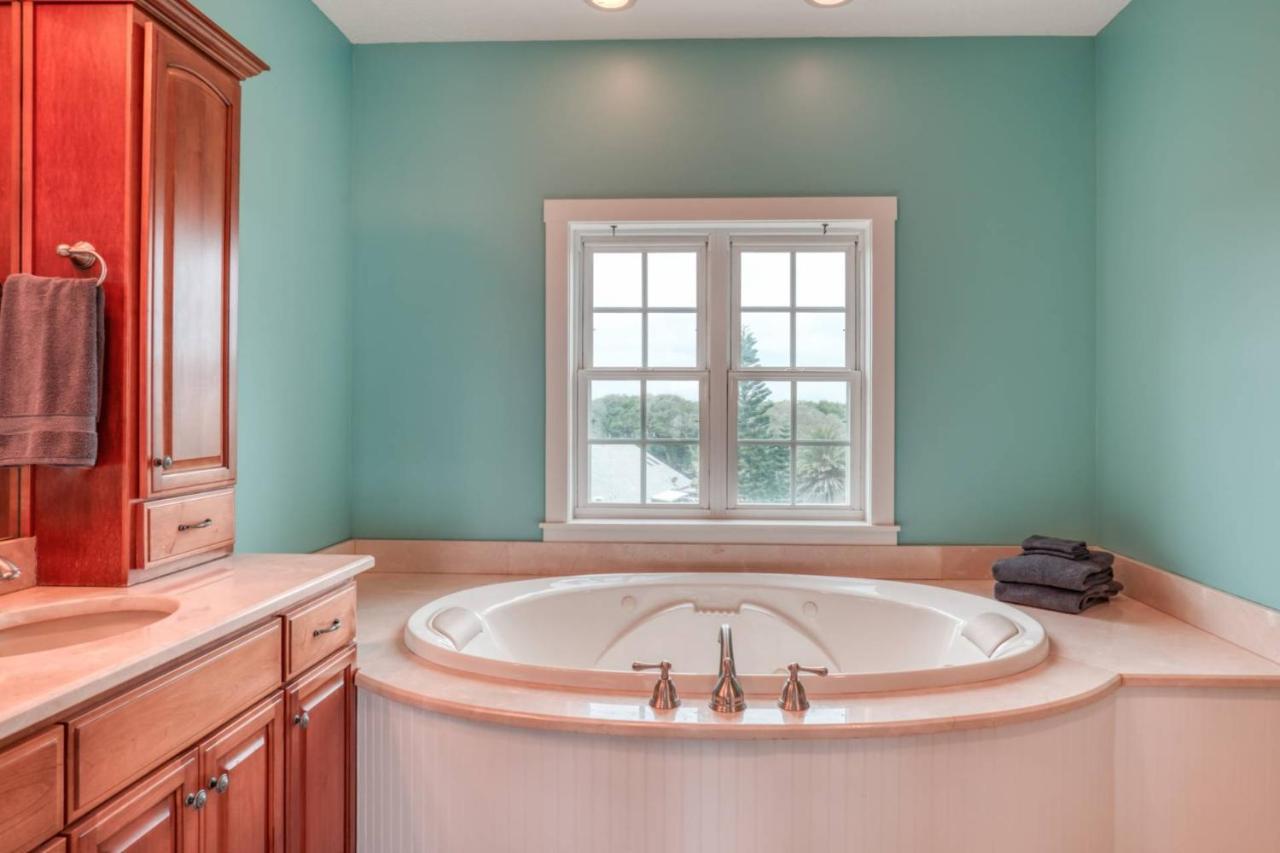 Tucker Hideaway At Seagate Holiday home