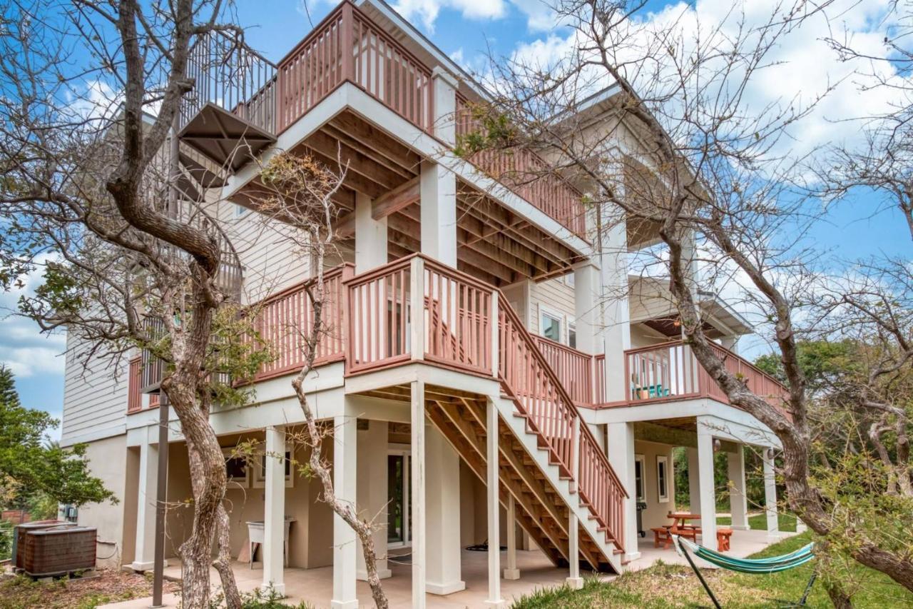Tucker Hideaway At Seagate Holiday home *