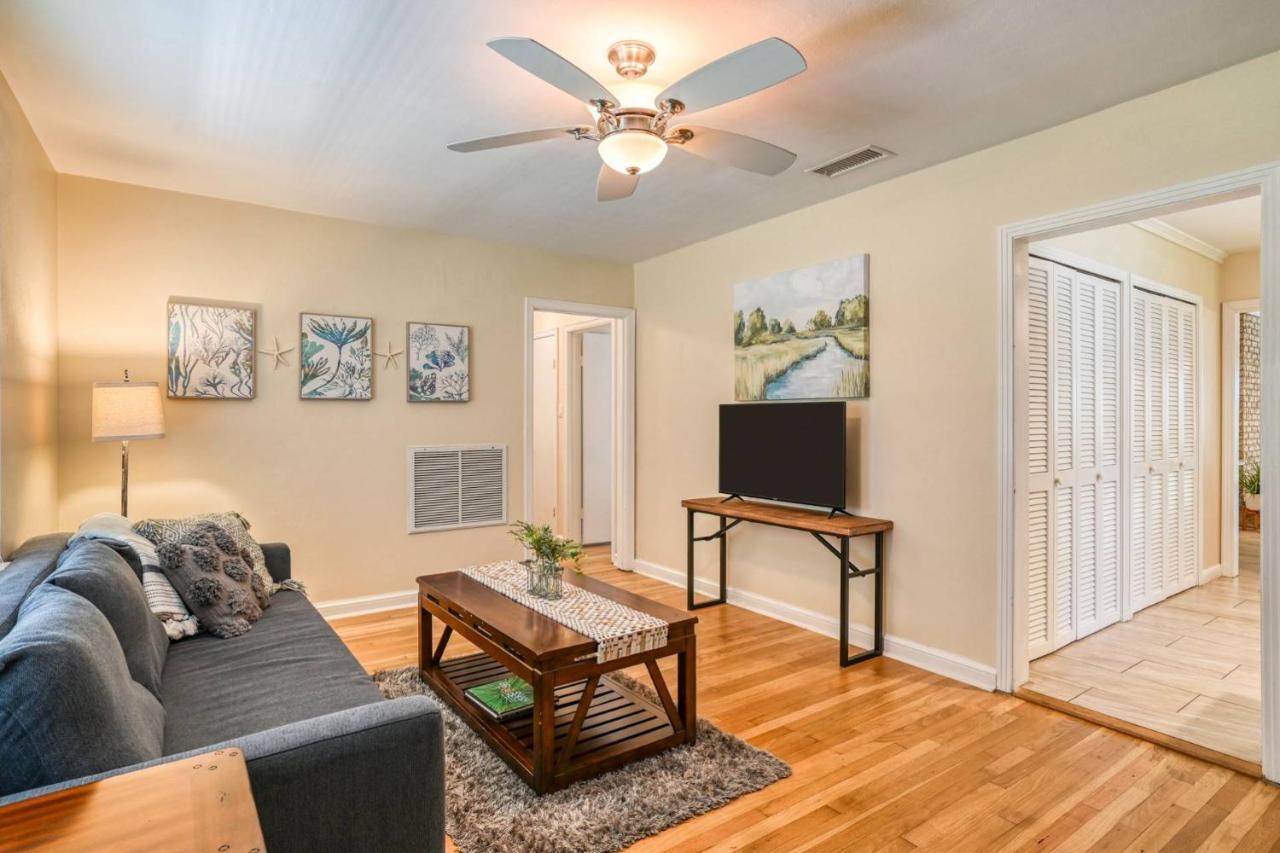 56 Valencia Street * St. Augustine
