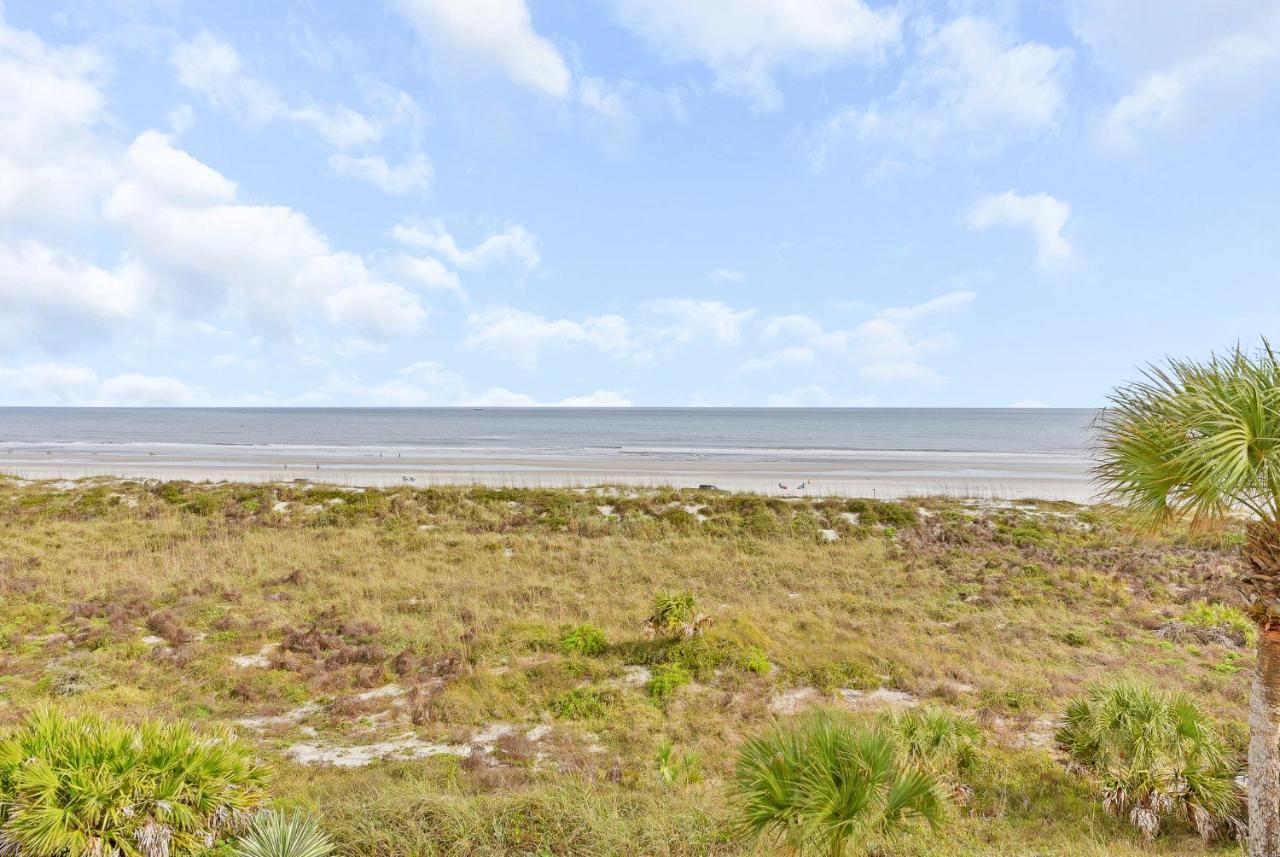 Apartment Island View