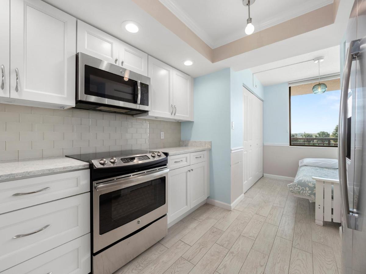 Barefoot Trace 208 Apartment *